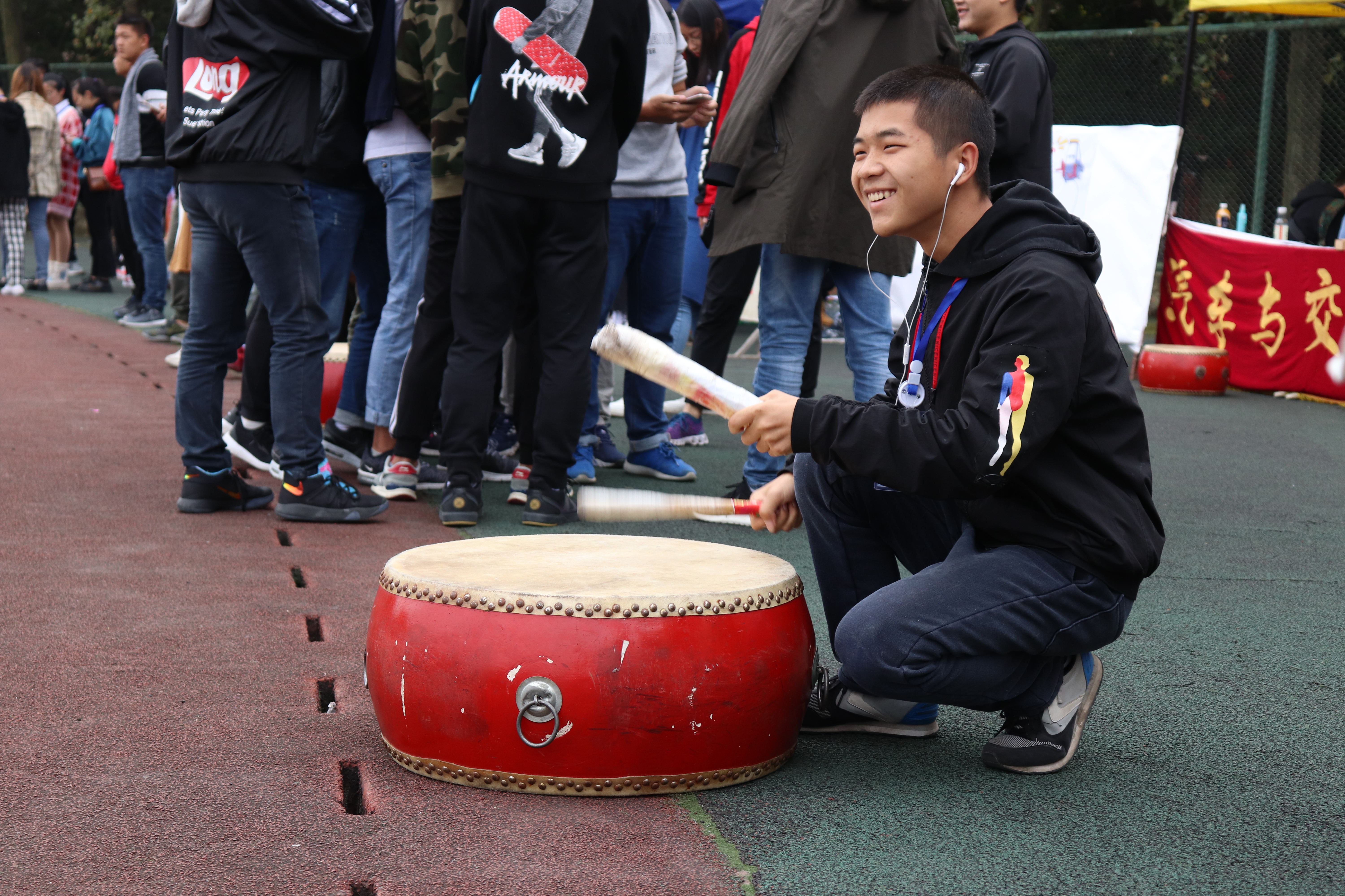 西华大学2018级新生田径运动会顺利举行